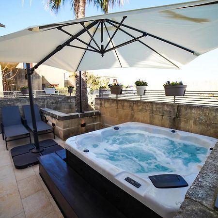 Harbour Views Duplex Maisonette With Jacuzzi Hot Tub Mgarr 外观 照片