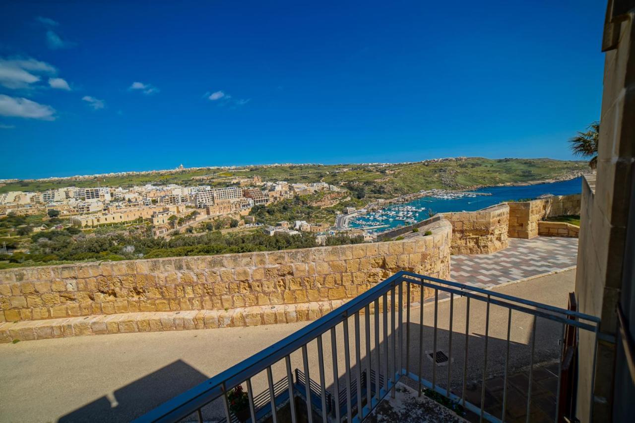 Harbour Views Duplex Maisonette With Jacuzzi Hot Tub Mgarr 外观 照片